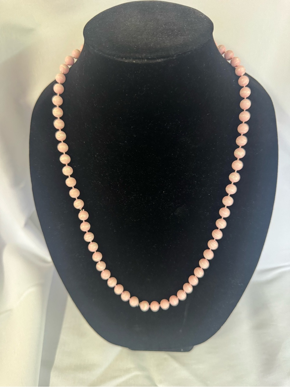 Pink Beaded Necklace - Classic Women Jewelry